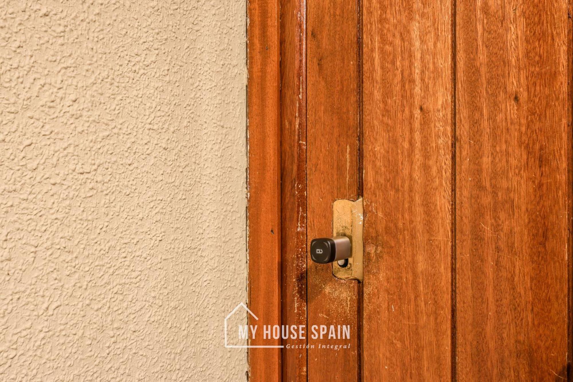Myhousespain-tranquilo Con Balcon * Madrid